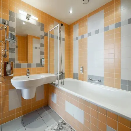 招待所 Homer 波杰布拉迪