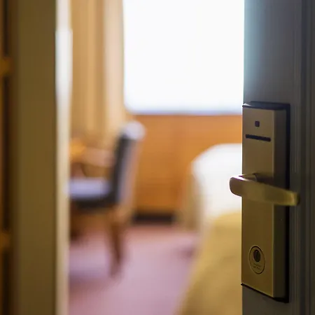 게스트하우스 Homer 포데브라디