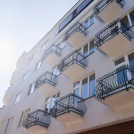 Homer 4* 波杰布拉迪